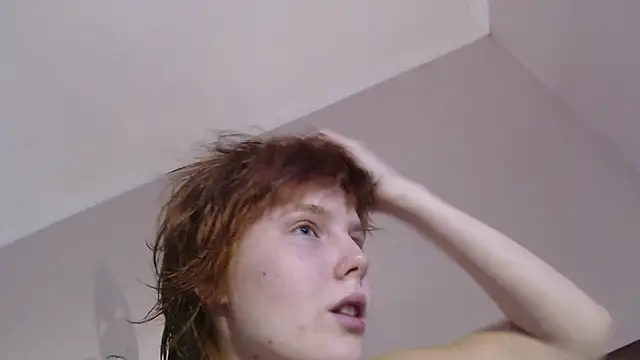 Snapshot of RubyLynxx chatting on May 11, 2026, 4:04 pm RubyLynxx online show from May 11, 2026, 4:04 pm
