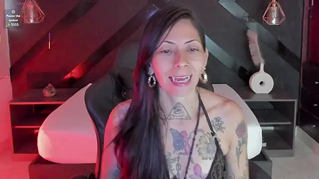 dark gotica online show from February 7, 2026, 12:13 pm