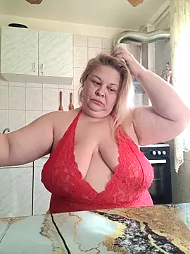 Snapshot of AriannaMilf chatting on September 23, 2025, 6:20 am AriannaMilf online show from September 23, 2025, 6:20 am