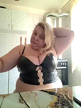 Snapshot of AriannaMilf chatting on October 17, 2025, 6:28 am AriannaMilf online show from October 17, 2025, 6:28 am