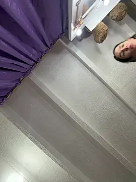 Niky 777 online show from April 17, 2026, 3:09 am