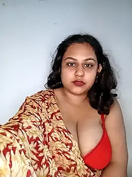 bumblebeegirl online show from December 29, 2024, 7:11 pm