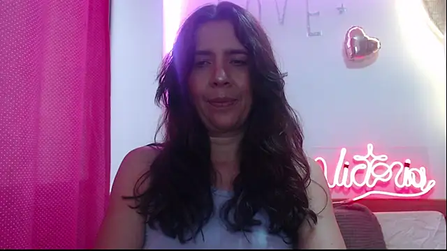 Victoria meester online show from March 2, 2025, 8:03 pm