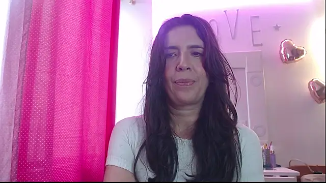 Victoria meester online show from February 25, 2025, 5:19 pm