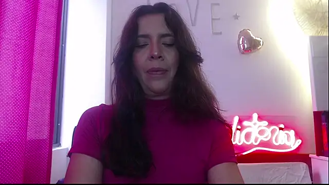 Victoria meester online show from March 3, 2025, 2:49 pm