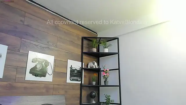 KatyaBlonding online show from September 29, 2025, 3:39 pm