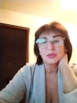 AlbinaXPretty online show from October 25, 2025, 7:25 pm