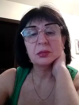 AlbinaXPretty online show from January 30, 2025, 7:37 pm