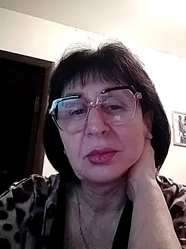 AlbinaXPretty online show from January 16, 2025, 7:10 pm