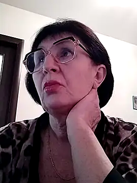 AlbinaXPretty online show from February 16, 2025, 2:00 pm