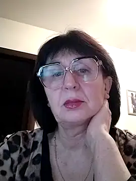 AlbinaXPretty online show from January 27, 2025, 9:11 pm