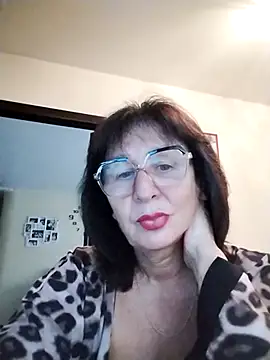 AlbinaXPretty online show from October 2, 2025, 7:34 am