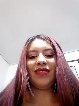 Snapshot of Luciana_and_Neitan chatting on October 17, 2025, 8:10 pm Luciana and Neitan online show from October 17, 2025, 8:10 pm