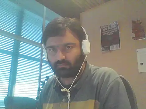 JohnBond009 online show from July 6, 2026, 7:49 pm