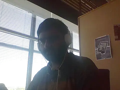 JohnBond009 online show from June 18, 2026, 1:49 pm