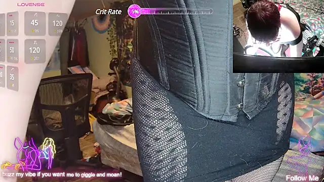 Snapshot of Faye_Wilde chatting on March 5, 2025, 6:33 am Faye Wilde online show from March 5, 2025, 6:33 am