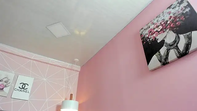 Snapshot of dolly_zoe chatting on September 20, 2025, 8:58 pm dolly zoe online show from September 20, 2025, 8:58 pm