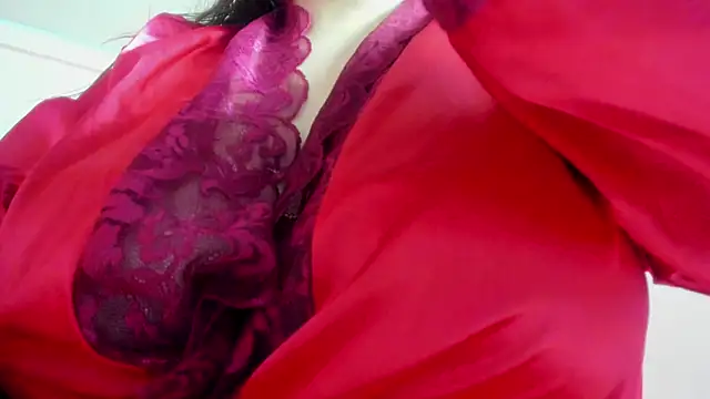 Snapshot of dolly_zoe chatting on October 24, 2025, 4:33 am dolly zoe online show from October 24, 2025, 4:33 am