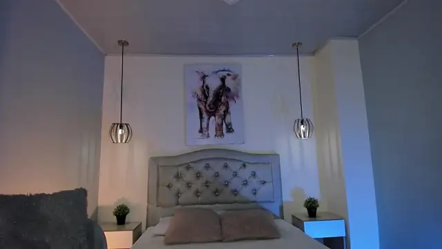 Snapshot of ayshel__ chatting on October 8, 2025, 9:04 pm ayshel online show from October 8, 2025, 9:04 pm