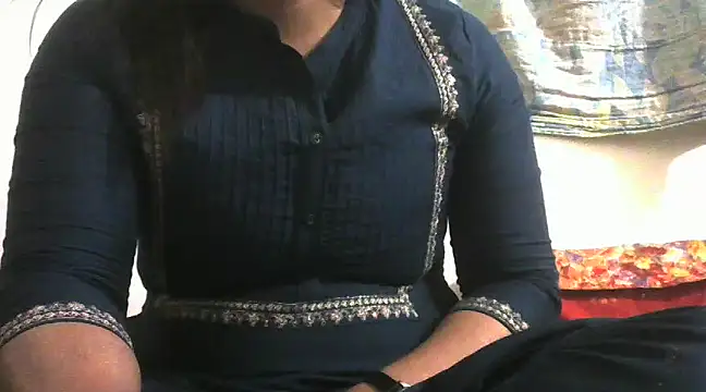 shekira99 online show from February 8, 2025, 9:04 pm