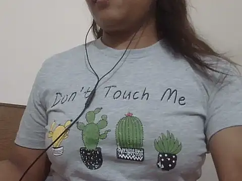 shekira99 online show from February 24, 2026, 2:29 pm