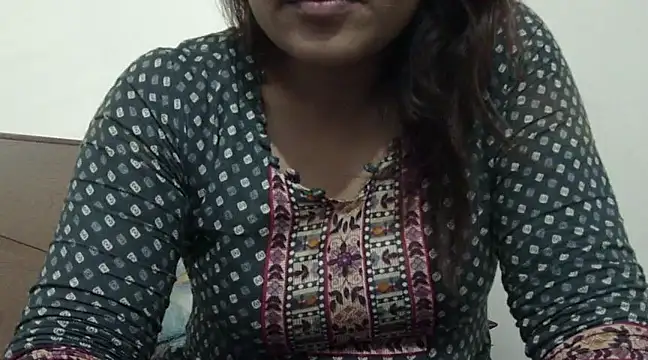 shekira99 online show from March 13, 2025, 8:43 pm