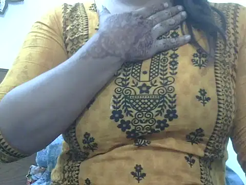 shekira99 online show from March 31, 2026, 10:34 pm