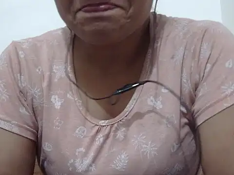 Snapshot of shekira99 chatting on September 20, 2025, 7:52 pm shekira99 online show from September 20, 2025, 7:52 pm