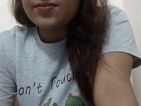 Snapshot of shekira99 chatting on October 22, 2025, 1:43 pm shekira99 online show from October 22, 2025, 1:43 pm