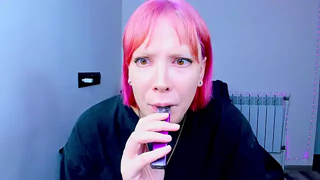 Snapshot of dollmore chatting on October 9, 2025, 4:02 am dollmore online show from October 9, 2025, 4:02 am