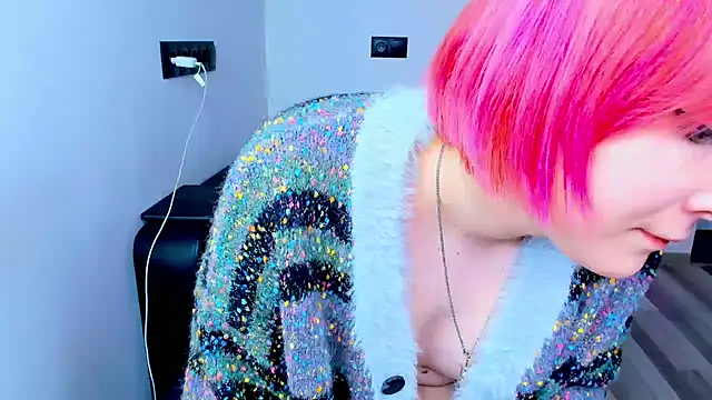 Snapshot of dollmore chatting on October 11, 2025, 6:42 pm dollmore online show from October 11, 2025, 6:42 pm