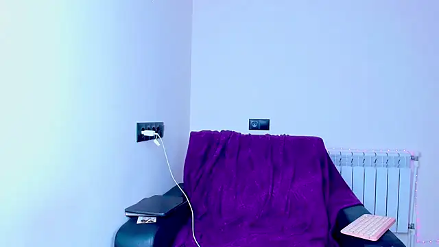 Snapshot of dollmore chatting on September 27, 2025, 6:08 am dollmore online show from September 27, 2025, 6:08 am