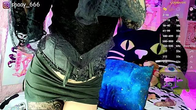 Shayybaby online show from December 2, 2025, 4:25 am