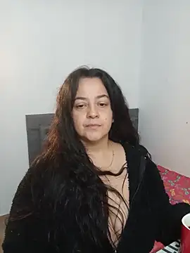 lucia vonne  online show from June 14, 2026, 4:14 am