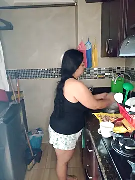 Snapshot of lucia_vonne_ chatting on November 4, 2025, 7:17 pm lucia vonne online show from November 4, 2025, 7:17 pm