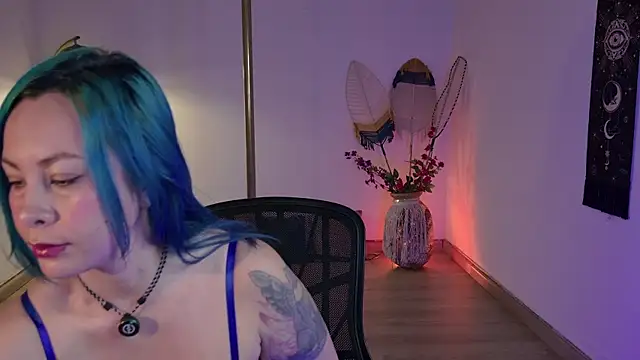 Snapshot of Kat_Art chatting on October 12, 2025, 12:23 am Kat Art online show from October 12, 2025, 12:23 am