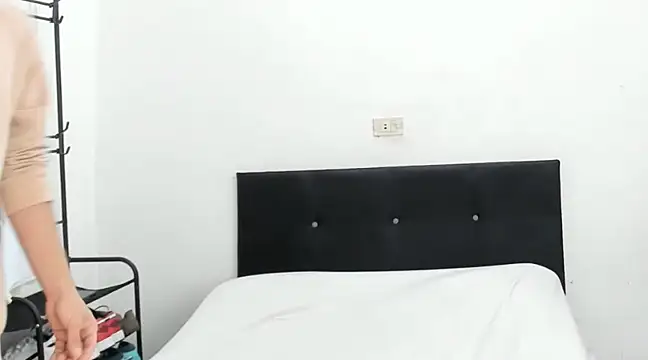 Snapshot of angelcortes chatting on December 26, 2024, 10:37 am angelcortes online show from December 26, 2024, 10:37 am