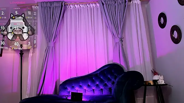 Snapshot of CoralineRicce_ chatting on September 24, 2025, 9:54 pm CoralineRicce  online show from September 24, 2025, 9:54 pm