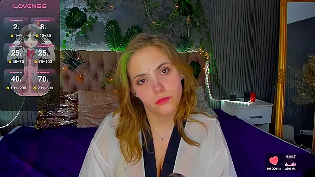 Snapshot of DellaRowe chatting on March 4, 2025, 5:03 pm DellaRowe online show from March 4, 2025, 5:03 pm