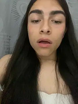 Snapshot of valendoll chatting on February 28, 2025, 1:15 am valendoll online show from February 28, 2025, 1:15 am