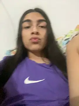 Snapshot of valendoll chatting on March 16, 2025, 2:43 am valendoll online show from March 16, 2025, 2:43 am