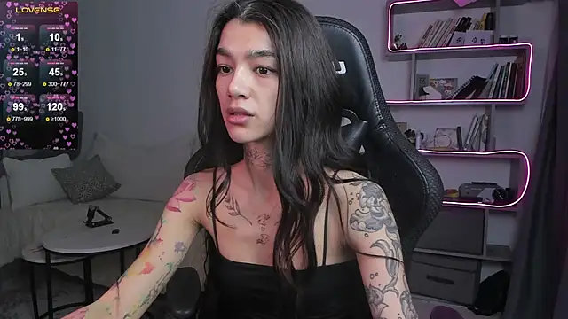 vinkitinkii online show from February 26, 2025, 7:12 am