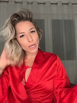 Snapshot of petrouchkaaa_ chatting on September 27, 2025, 11:55 pm petrouchkaaa  online show from September 27, 2025, 11:55 pm