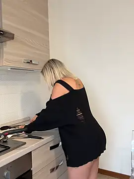 petrouchkaaa  online show from March 26, 2026, 8:56 am