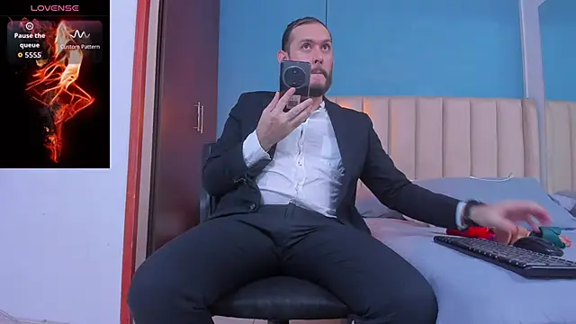 jeanpiere  online show from November 28, 2025, 3:28 am