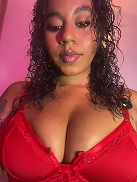 charlotteeruss online show from July 8, 2026, 11:16 pm