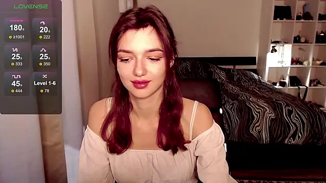 Snapshot of olivia_jeas chatting on March 18, 2025, 7:12 pm olivia jeas online show from March 18, 2025, 7:12 pm