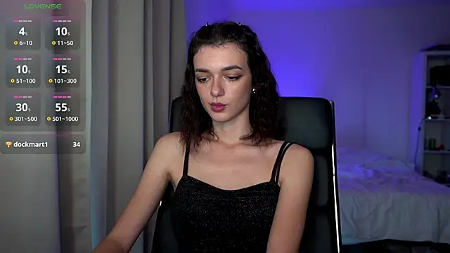 Snapshot of olivia_jeas chatting on September 24, 2025, 10:48 pm olivia jeas online show from September 24, 2025, 10:48 pm