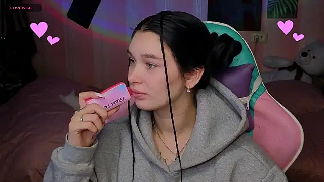 Snapshot of Amanda_Tender chatting on November 3, 2025, 11:52 pm Amanda Tender online show from November 3, 2025, 11:52 pm