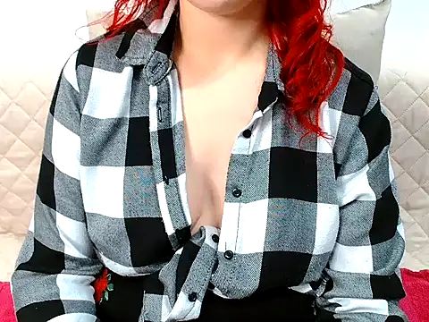 Cristina foryou online show from December 17, 2025, 10:26 pm